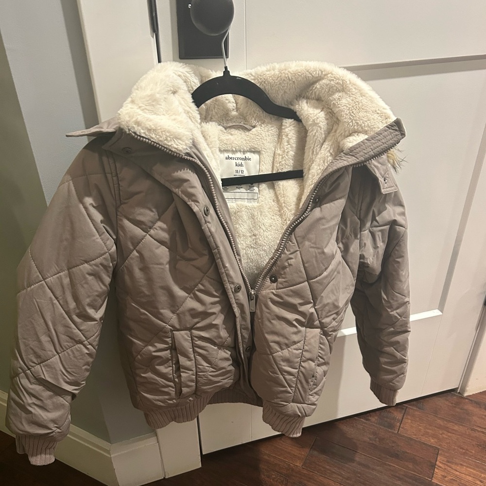 Abercrombie Kids Taupe Quilted Puffer Jacket